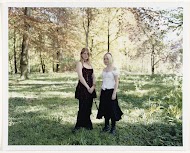 Fenna en Angela, gothic fans