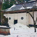 上野の神明神社本殿