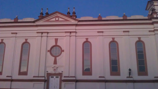 Iglesia Colegio Apóstol