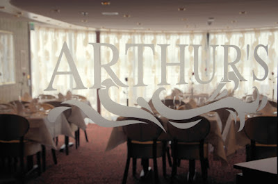 Arthur's, named for company chairman Arthur Tauck, Jr., is a café-like restaurant serving largely American fare on Tauck's luxury river cruise ships Inspire and Savor. 