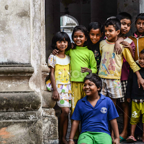 Because they find happiness in every small things. by Araghni Banerjee - Babies & Children Hands & Feet