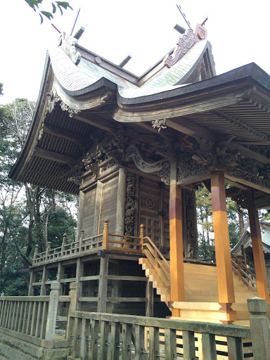 高江神社 本殿