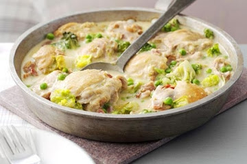 French-style chicken with peas & bacon