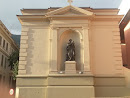 Estátua de São José