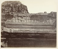 Basreliëf met  Krishna aan de oostzijde van Candi Panataran