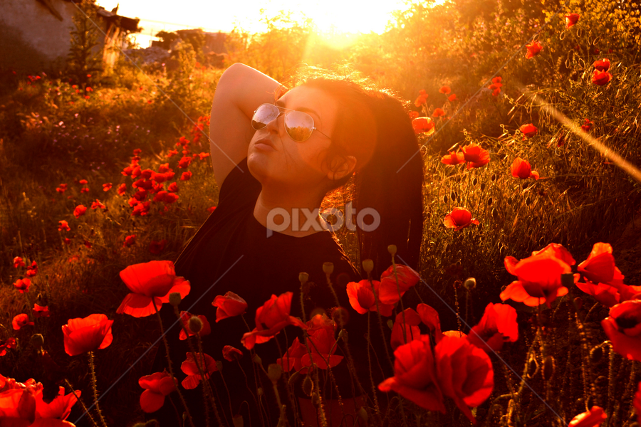 feeling the sun by Bianca Oana - People Fashion