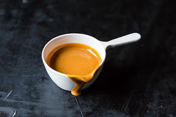 Valrhona&#39;s Caramelized White Chocolate