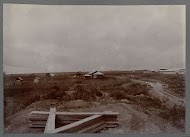 Bivak voor het werk aan de Gajoweg