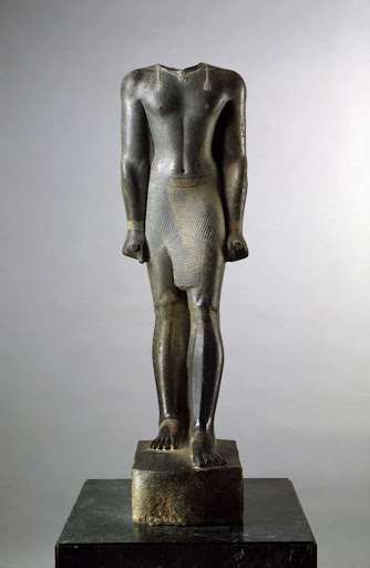 Statue of Pharaoh Tanwetamani