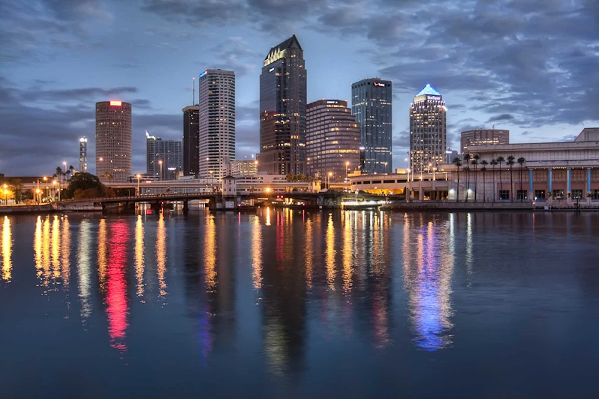 reflections-tampa-florida - Downtown reflection in Tampa, Florida.