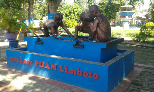 Patung PDAM Limboto