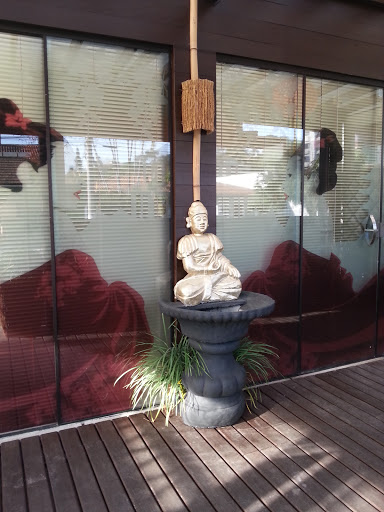 Estátua De Buda No Asiatika