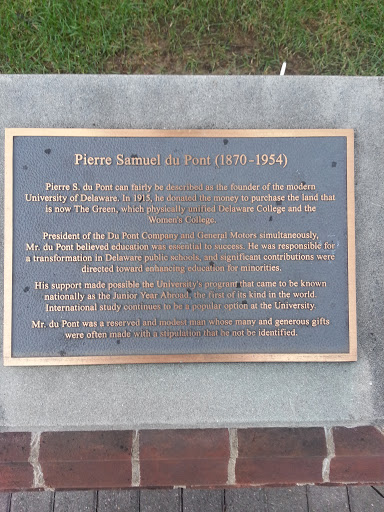 Pierre Samuel du Pont Memorial