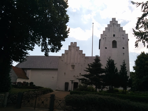 Lyngby Kirke