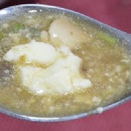 伊蕾特布丁