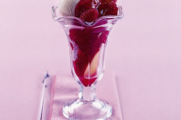 Melba sundaes