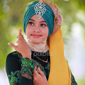 by Aswin Kep - People Portraits of Women