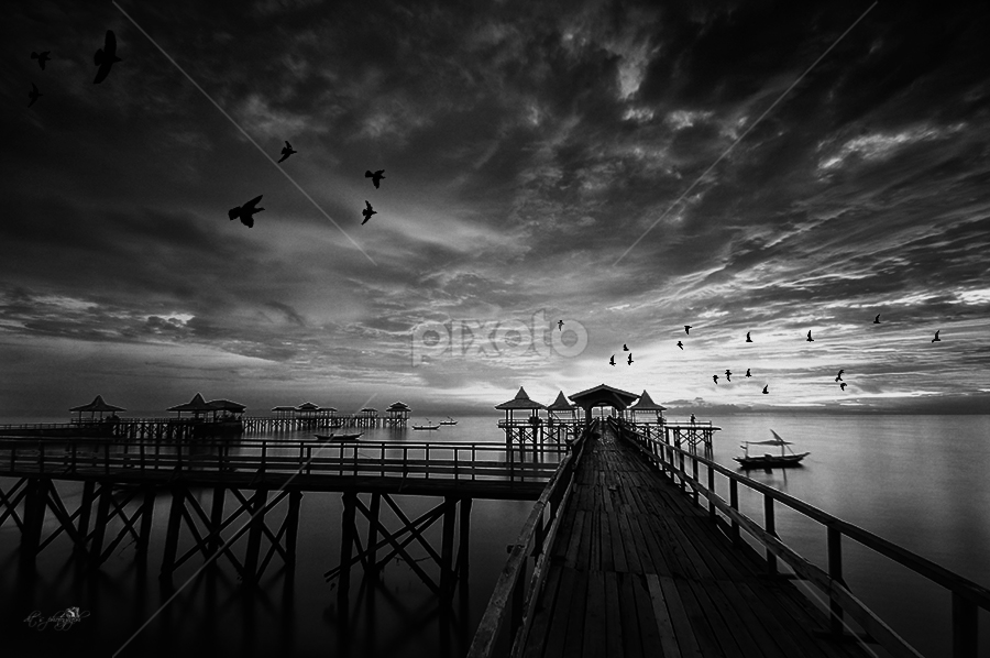 by Didit Aryono - Black & White Landscapes