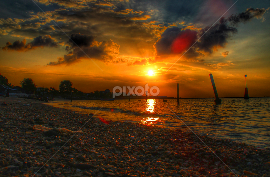 sunset pantai ujung pangkah gresik by Rizal Debby - Landscapes Sunsets & Sunrises