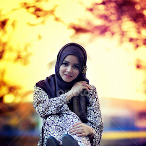 alone by Saiful Kamarudin - People Portraits of Women