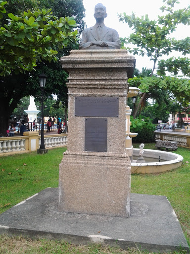 Vicente Encarnacion Monument