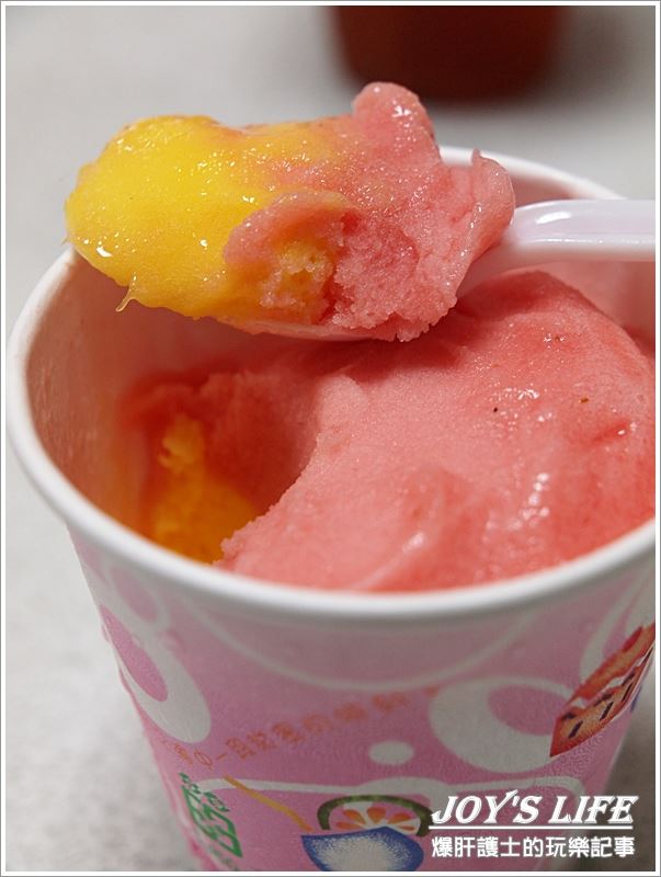 新鮮水果製成冰，清涼好滋味~新豐特製綿綿冰。