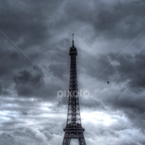 Paris by Jime Fernandez - Buildings & Architecture Statues & Monuments