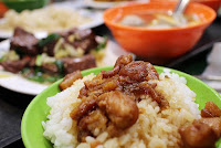五燈獎豬腳魯肉飯