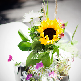 Happy Flowers by Jason Renek - Wedding Details