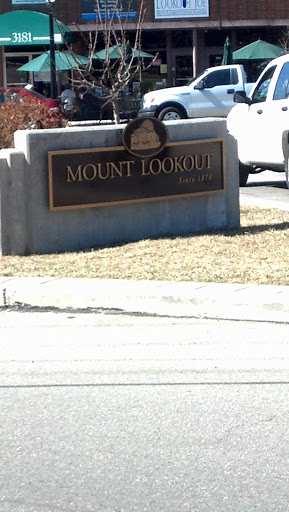 Mount Lookout Square