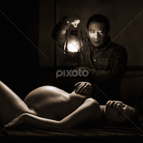 It's Time by Eric Lavina - People Maternity