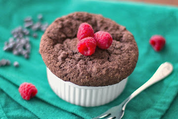 Healthy Single-Serving Chocolate Microwave Muffin