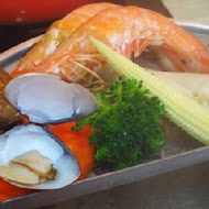 喆喆蒸煮鍋(右昌店)