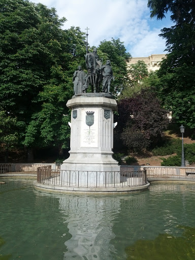 Monumento a Isabel la Católica