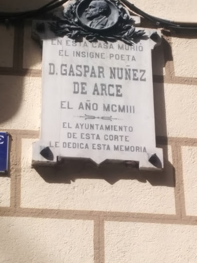 Placa a Gaspar Núñez Arce