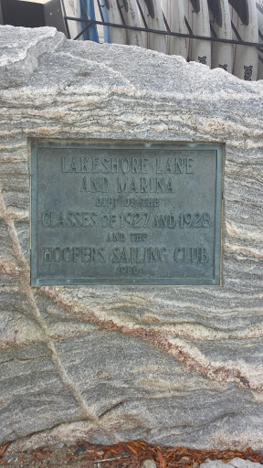 Lakeshore Lane and Marina