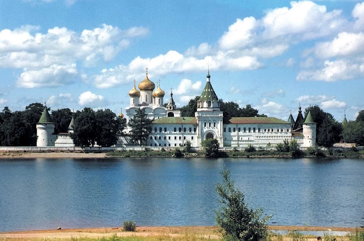 Uniworld-River-Victoria-Kostroma-Russia - Wander the historic city of Kostroma as you tour Russia aboard Uniworld's River Victoria. A part of the Golden Ring of  towns northeast of Moscow, it's at the confluence of the Volga and Kostroma rivers.