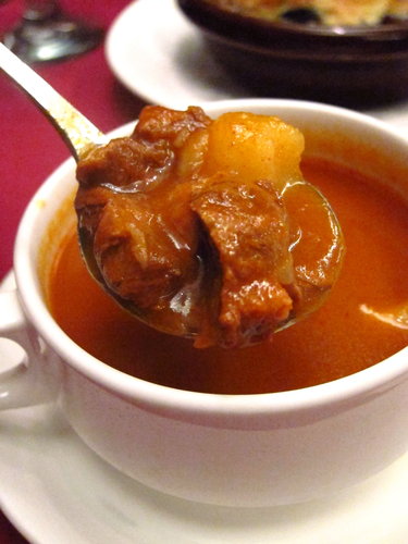 肉香滿溢的老字號西餐廳－瑞華