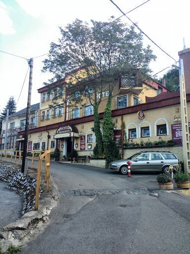 Aranykorona Restaurant