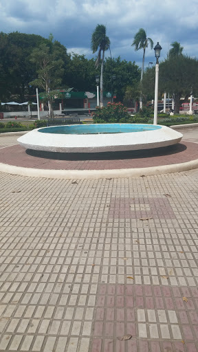 Fuente En El Parque Duarte 