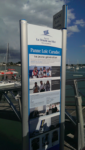 Plaque Commémorative La Trinité Sur Mer La Jeune Génération