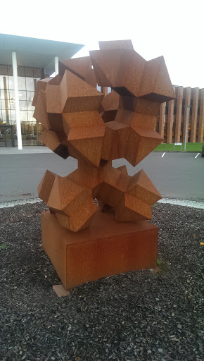 AVK Sculpture 