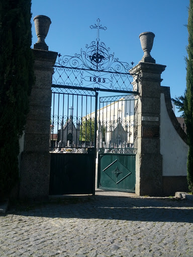 Cemitério De Caide De Rei 