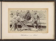Shikhari (hunters), two Englishmen amongst whom possibly sergeant Dalton en hunting booty in Tibet