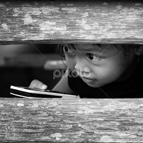 Hallo, I'm Here by Yustinus Andhi Wuryanto - Babies & Children Children Candids