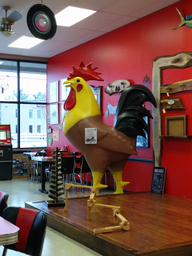 Hot Metal Chicken Statue