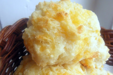 Garlic Cheddar Drop Biscuits