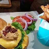 1885 BURGER STORE(市民店)