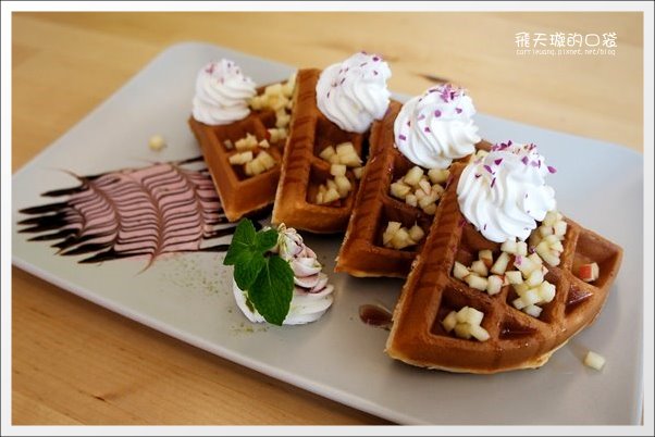 【台中下午茶】Daily Cafe．每日咖啡館。花果釀冰茶好好喝…