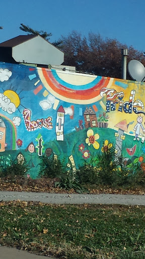 Clinton Neighborhood Love and Pride Wall